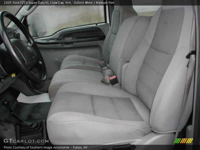 Oxford White / Medium Flint 2005 Ford F250 Super Duty XL Crew Cab 4x4