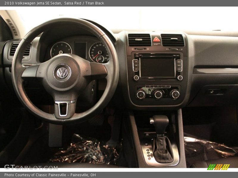Salsa Red / Titan Black 2010 Volkswagen Jetta SE Sedan