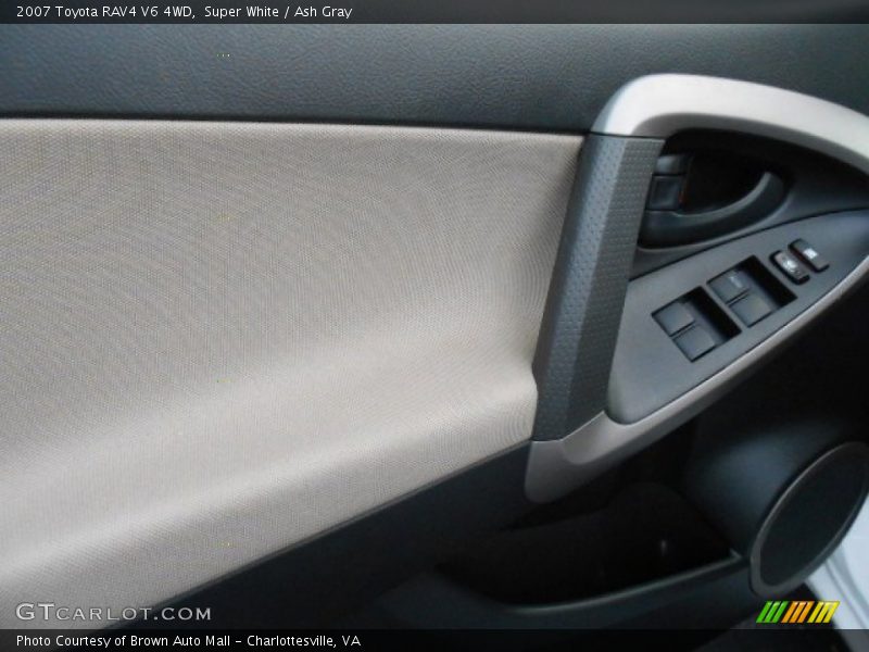 Super White / Ash Gray 2007 Toyota RAV4 V6 4WD