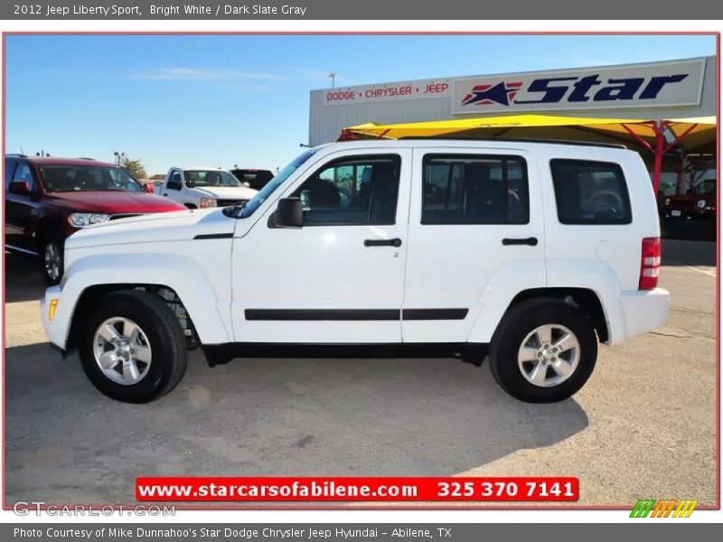 Bright White / Dark Slate Gray 2012 Jeep Liberty Sport