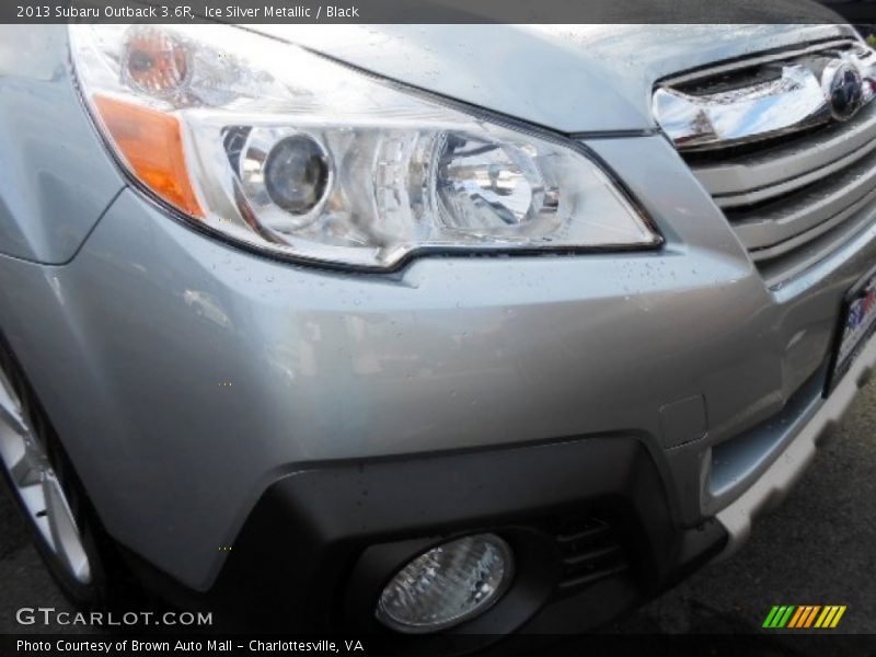 Ice Silver Metallic / Black 2013 Subaru Outback 3.6R