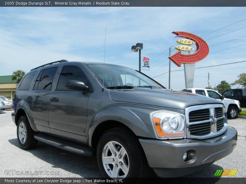 Mineral Gray Metallic / Medium Slate Gray 2005 Dodge Durango SLT