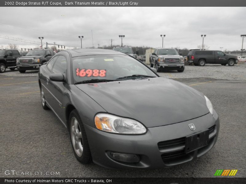 Front 3/4 View of 2002 Stratus R/T Coupe