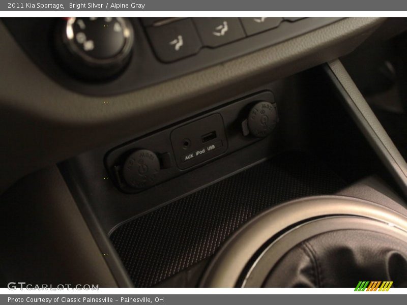 Bright Silver / Alpine Gray 2011 Kia Sportage