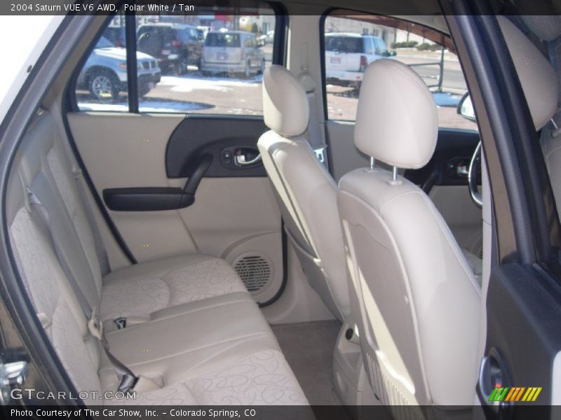 Polar White / Tan 2004 Saturn VUE V6 AWD