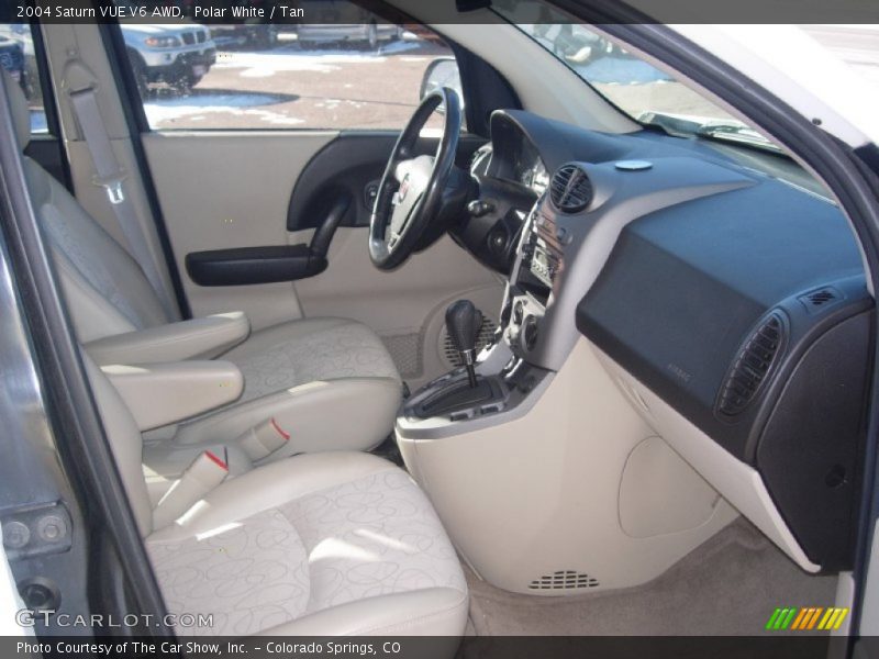 Polar White / Tan 2004 Saturn VUE V6 AWD
