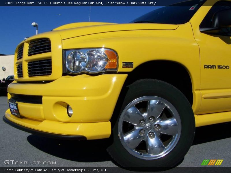 Solar Yellow / Dark Slate Gray 2005 Dodge Ram 1500 SLT Rumble Bee Regular Cab 4x4