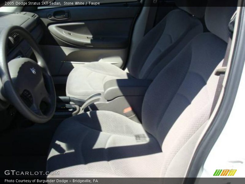Stone White / Taupe 2005 Dodge Stratus SXT Sedan