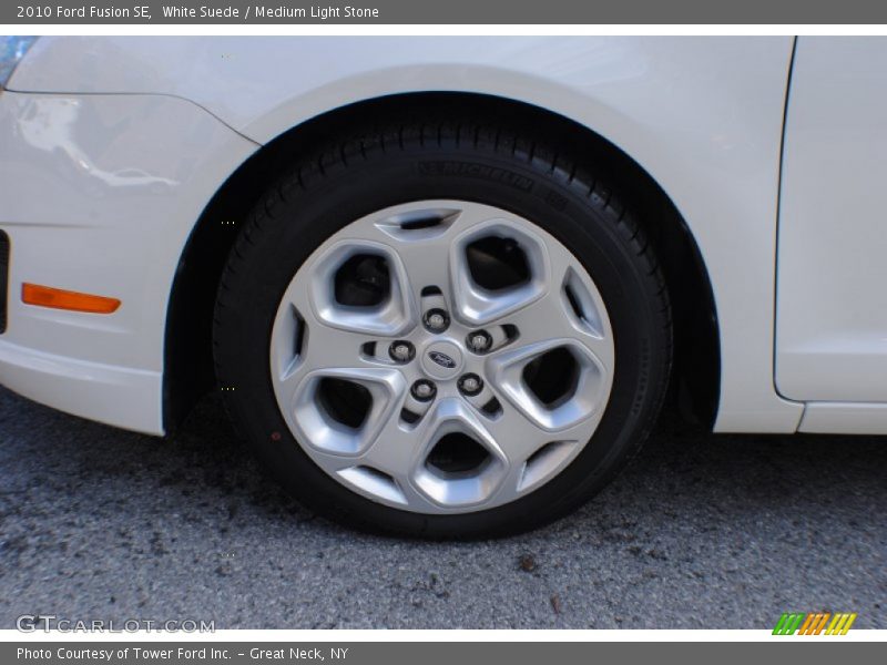 White Suede / Medium Light Stone 2010 Ford Fusion SE