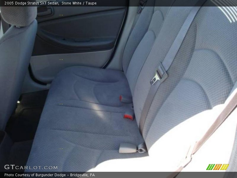 Stone White / Taupe 2005 Dodge Stratus SXT Sedan