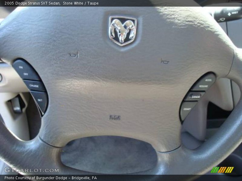 Stone White / Taupe 2005 Dodge Stratus SXT Sedan