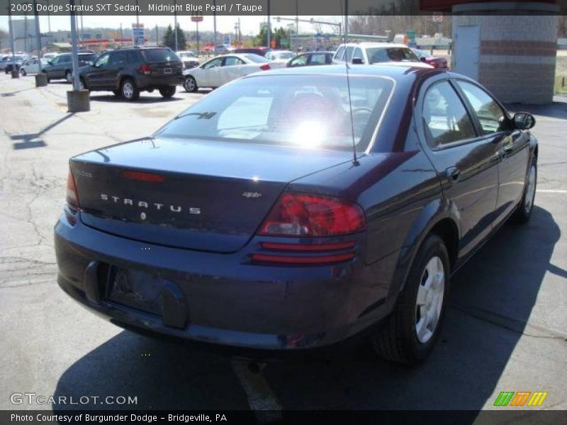 Midnight Blue Pearl / Taupe 2005 Dodge Stratus SXT Sedan