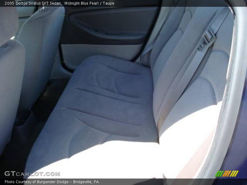 Midnight Blue Pearl / Taupe 2005 Dodge Stratus SXT Sedan