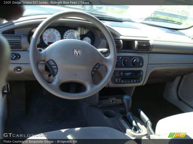 Midnight Blue Pearl / Taupe 2005 Dodge Stratus SXT Sedan
