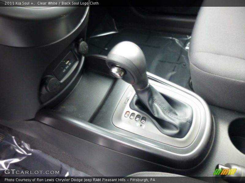 Clear White / Black Soul Logo Cloth 2011 Kia Soul +
