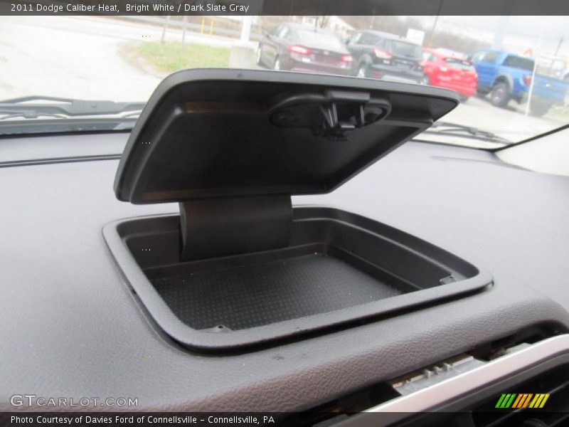 Bright White / Dark Slate Gray 2011 Dodge Caliber Heat