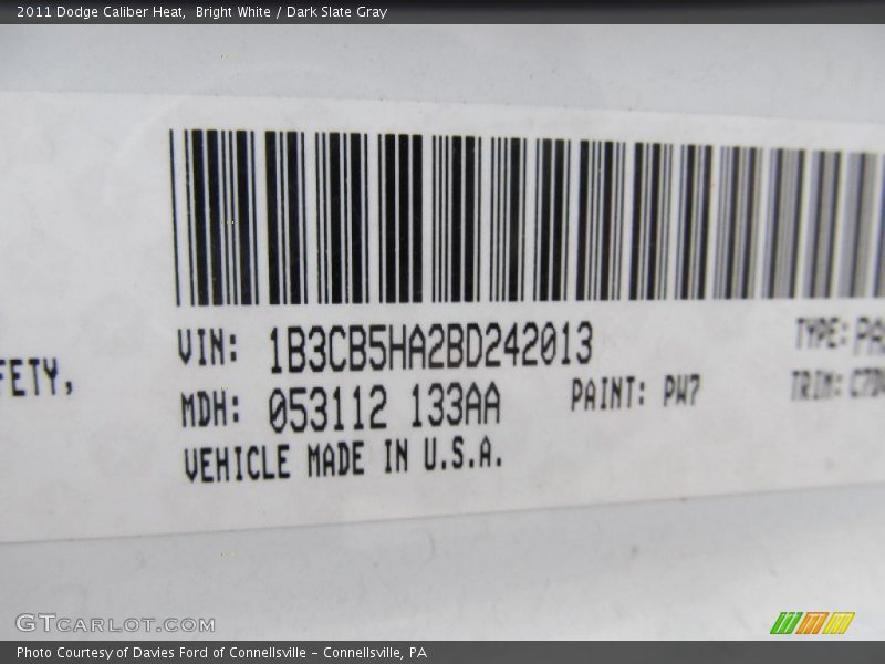 Bright White / Dark Slate Gray 2011 Dodge Caliber Heat
