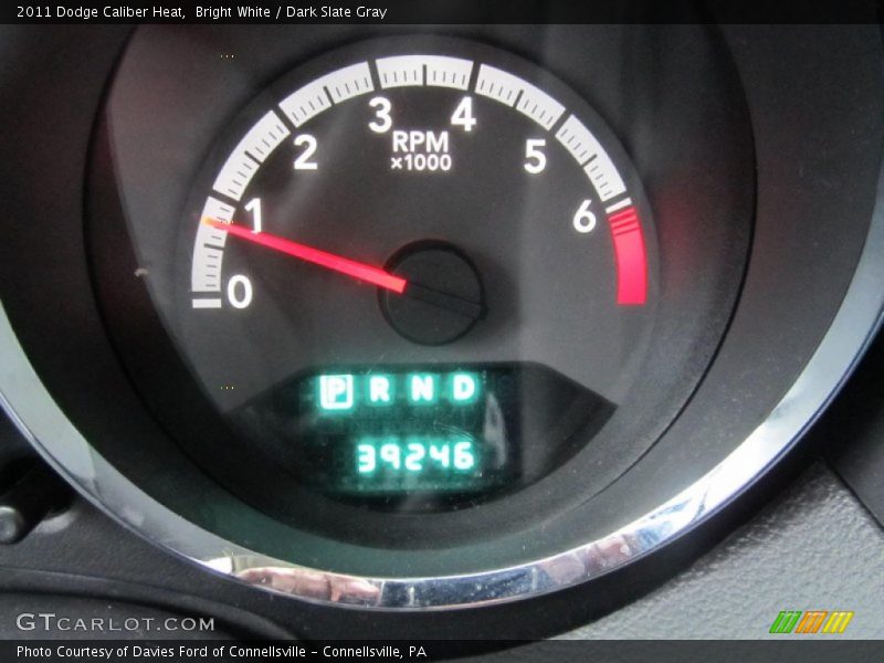 Bright White / Dark Slate Gray 2011 Dodge Caliber Heat