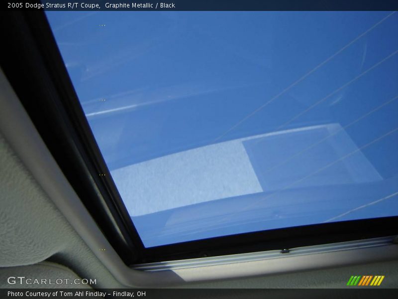 Graphite Metallic / Black 2005 Dodge Stratus R/T Coupe