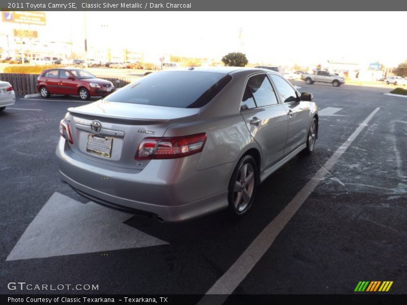 Classic Silver Metallic / Dark Charcoal 2011 Toyota Camry SE