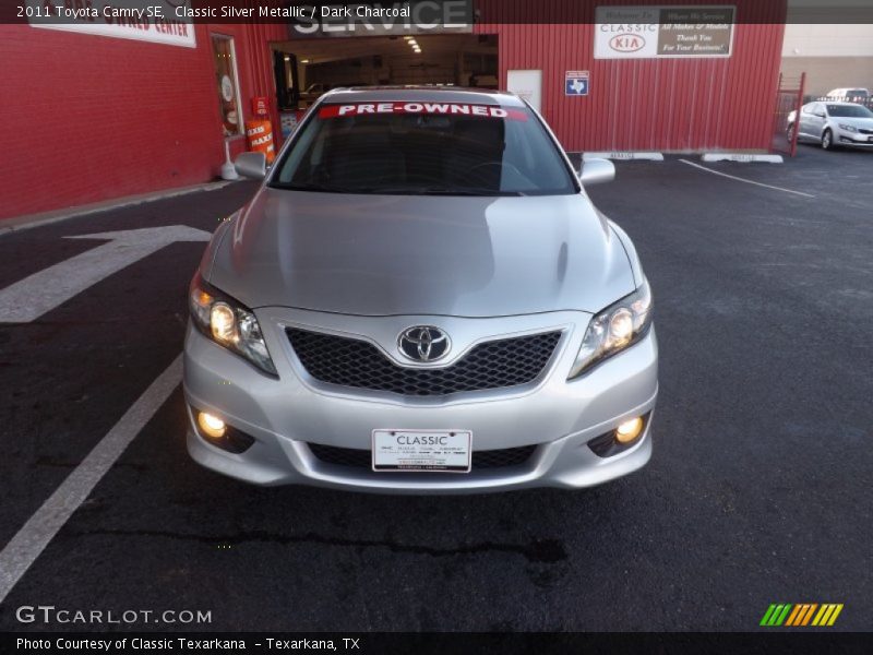 Classic Silver Metallic / Dark Charcoal 2011 Toyota Camry SE