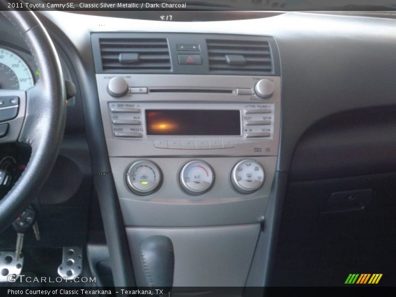Classic Silver Metallic / Dark Charcoal 2011 Toyota Camry SE