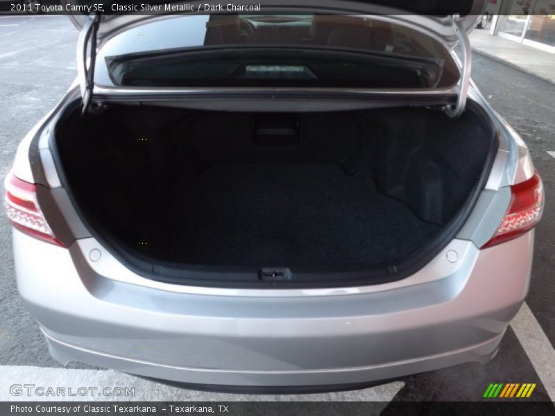 Classic Silver Metallic / Dark Charcoal 2011 Toyota Camry SE