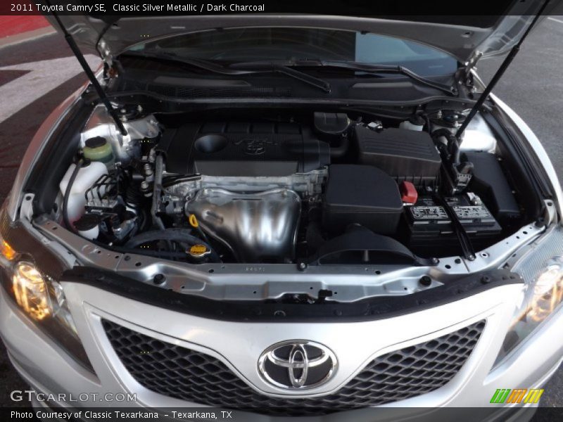 Classic Silver Metallic / Dark Charcoal 2011 Toyota Camry SE