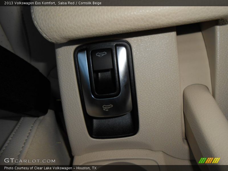 Salsa Red / Cornsilk Beige 2013 Volkswagen Eos Komfort