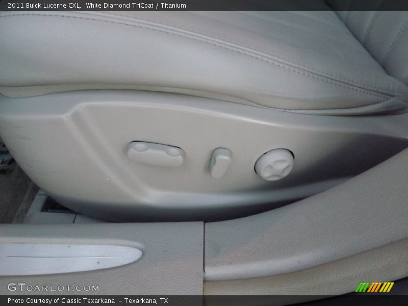White Diamond TriCoat / Titanium 2011 Buick Lucerne CXL