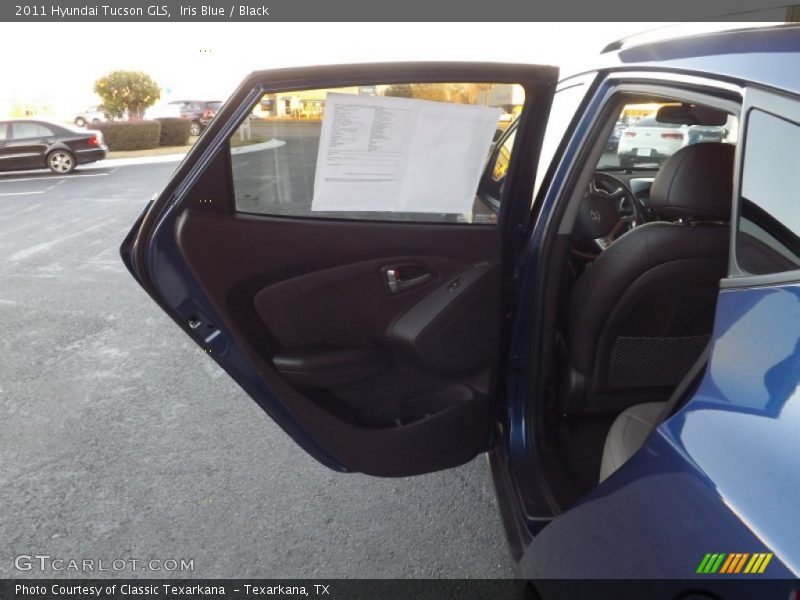 Iris Blue / Black 2011 Hyundai Tucson GLS