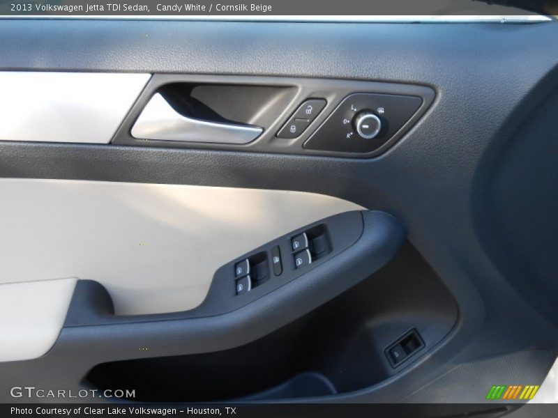 Candy White / Cornsilk Beige 2013 Volkswagen Jetta TDI Sedan