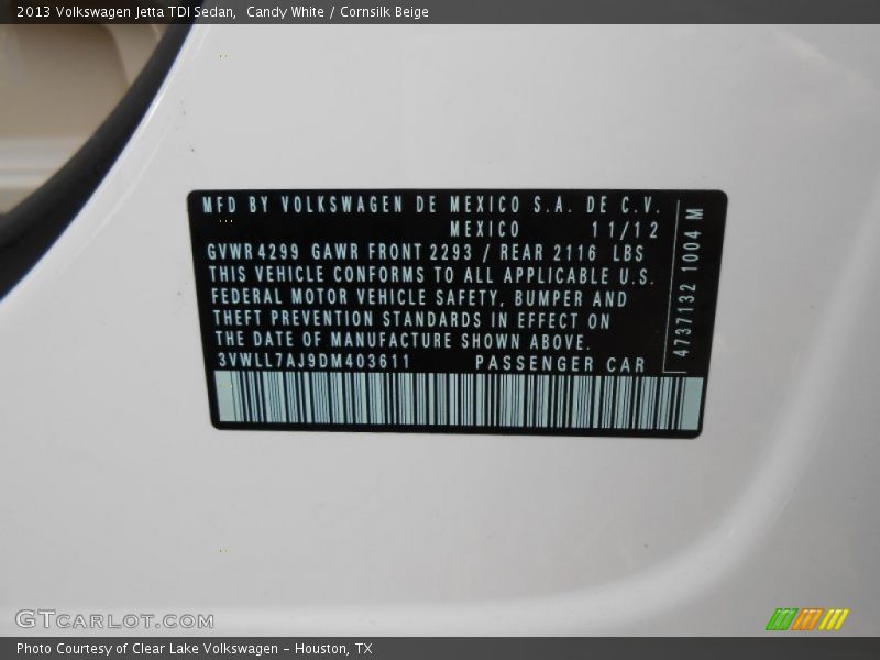 Candy White / Cornsilk Beige 2013 Volkswagen Jetta TDI Sedan