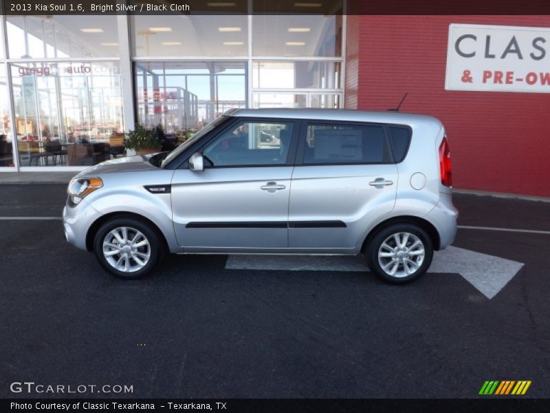 Bright Silver / Black Cloth 2013 Kia Soul 1.6
