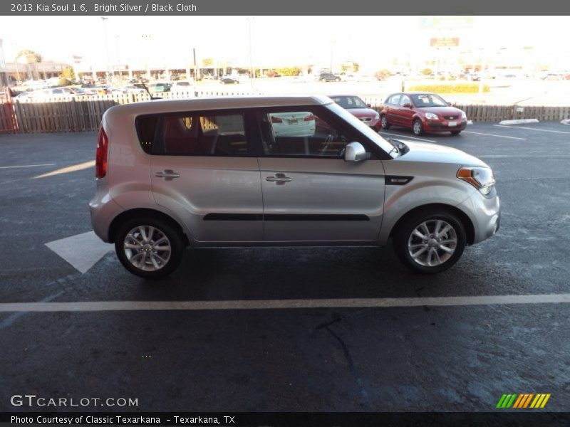 Bright Silver / Black Cloth 2013 Kia Soul 1.6