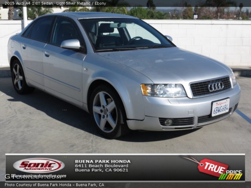 Light Silver Metallic / Ebony 2005 Audi A4 1.8T Sedan