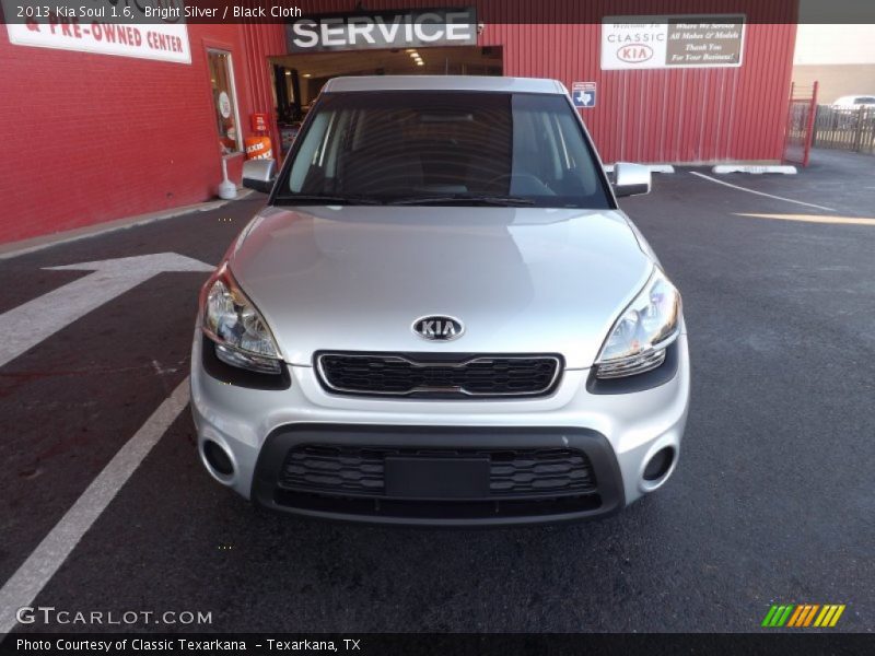 Bright Silver / Black Cloth 2013 Kia Soul 1.6