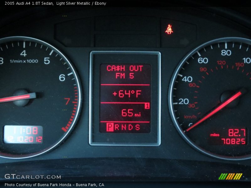 Light Silver Metallic / Ebony 2005 Audi A4 1.8T Sedan