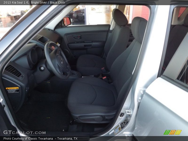 Bright Silver / Black Cloth 2013 Kia Soul 1.6