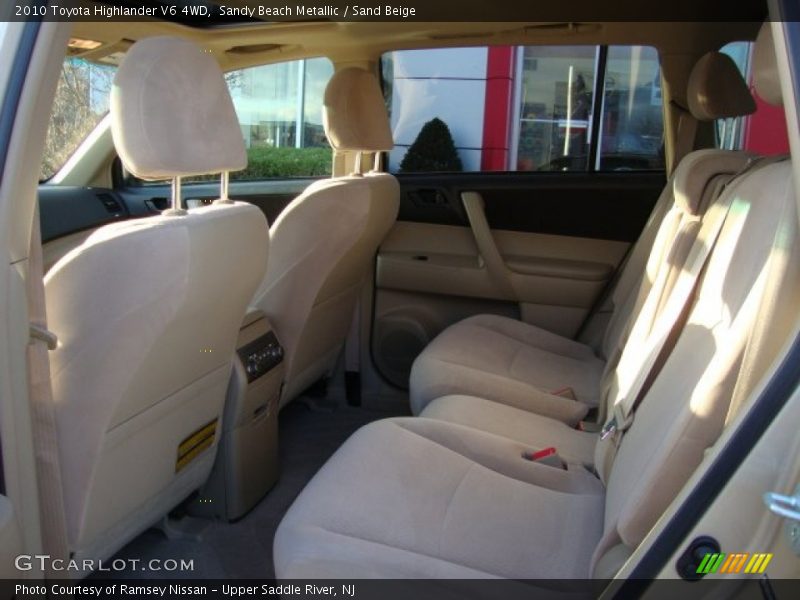 Sandy Beach Metallic / Sand Beige 2010 Toyota Highlander V6 4WD