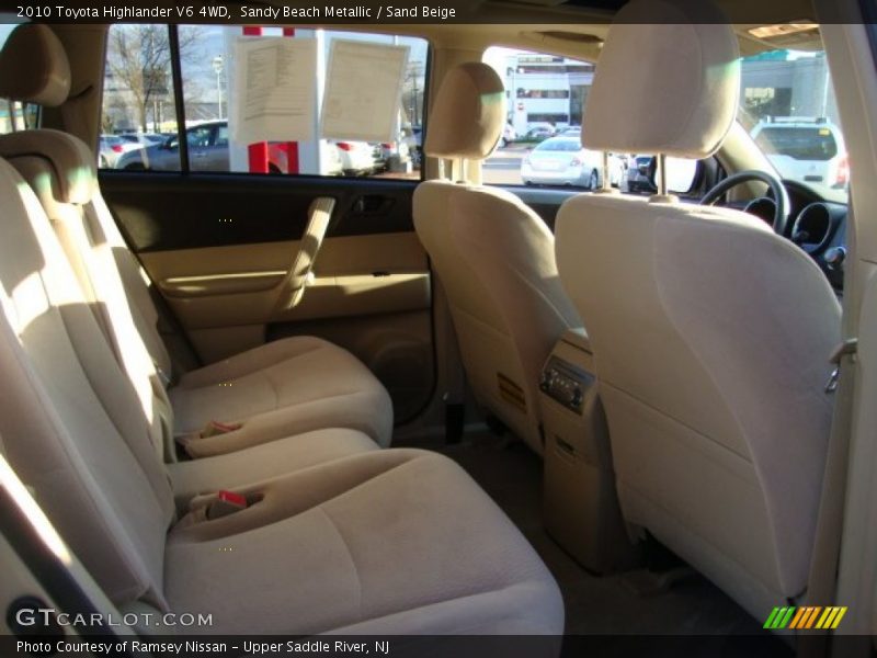 Sandy Beach Metallic / Sand Beige 2010 Toyota Highlander V6 4WD
