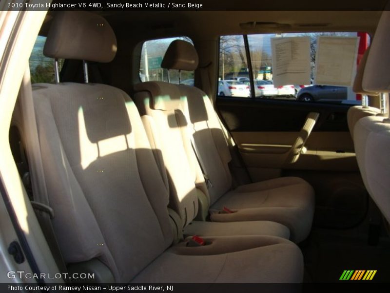 Sandy Beach Metallic / Sand Beige 2010 Toyota Highlander V6 4WD