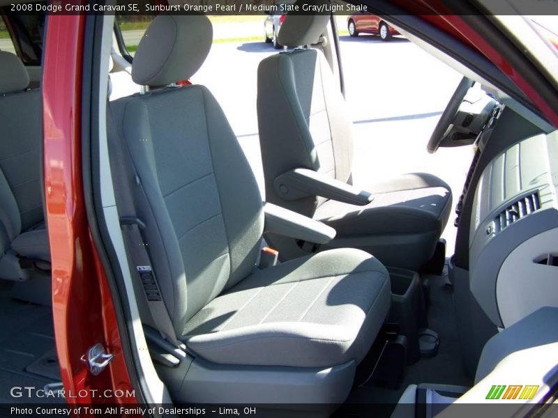 Sunburst Orange Pearl / Medium Slate Gray/Light Shale 2008 Dodge Grand Caravan SE