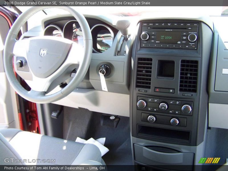 Sunburst Orange Pearl / Medium Slate Gray/Light Shale 2008 Dodge Grand Caravan SE