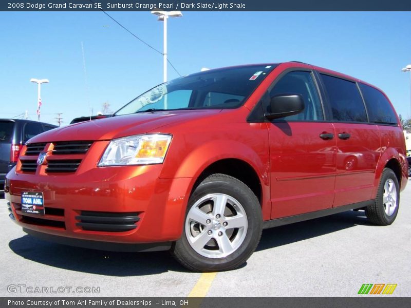 Sunburst Orange Pearl / Dark Slate/Light Shale 2008 Dodge Grand Caravan SE