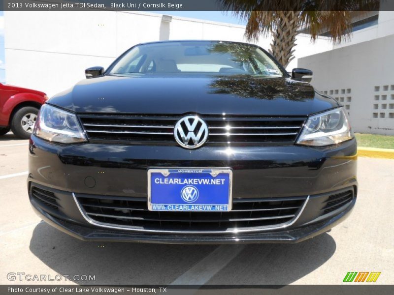 Black Uni / Cornsilk Beige 2013 Volkswagen Jetta TDI Sedan