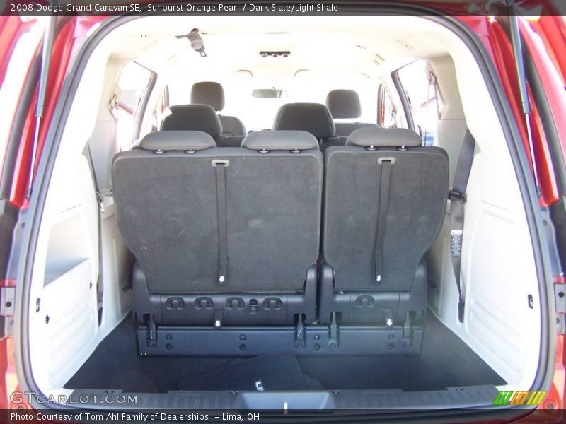 Sunburst Orange Pearl / Dark Slate/Light Shale 2008 Dodge Grand Caravan SE