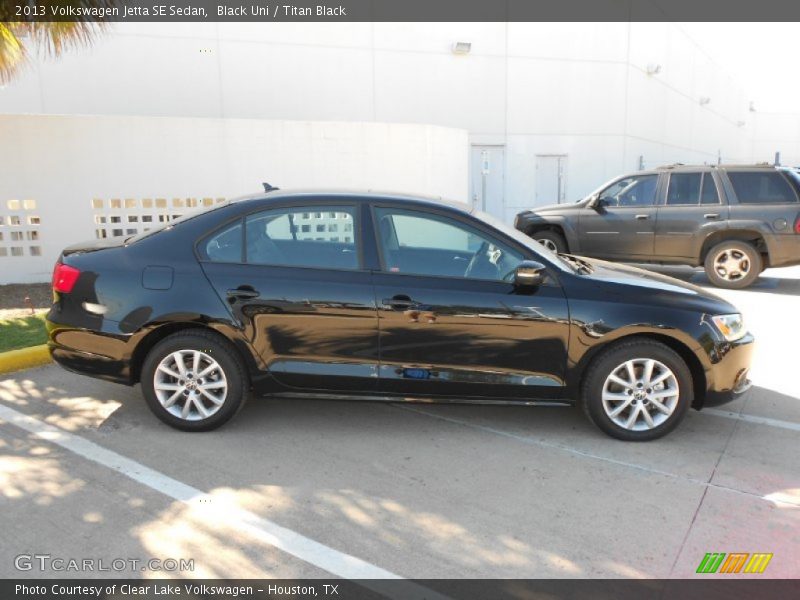 Black Uni / Titan Black 2013 Volkswagen Jetta SE Sedan