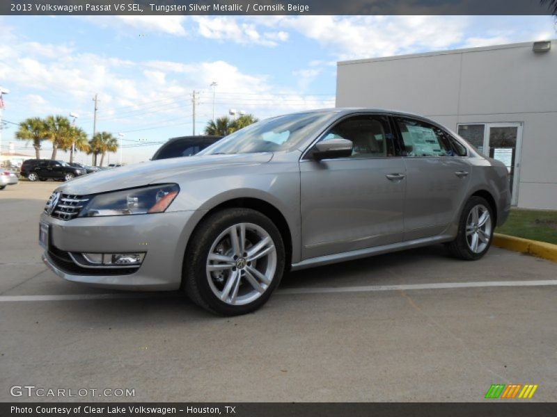 Tungsten Silver Metallic / Cornsilk Beige 2013 Volkswagen Passat V6 SEL