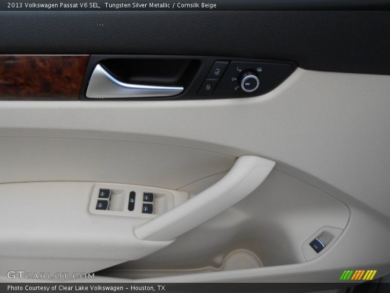 Tungsten Silver Metallic / Cornsilk Beige 2013 Volkswagen Passat V6 SEL